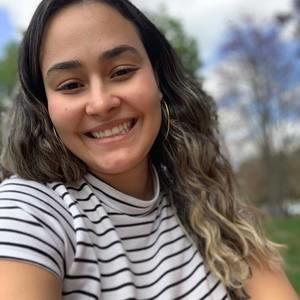 Meet your Posher, Arielle